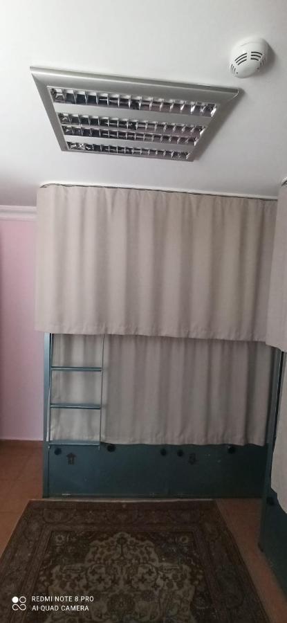 Agora Hostel Истанбул Екстериор снимка
