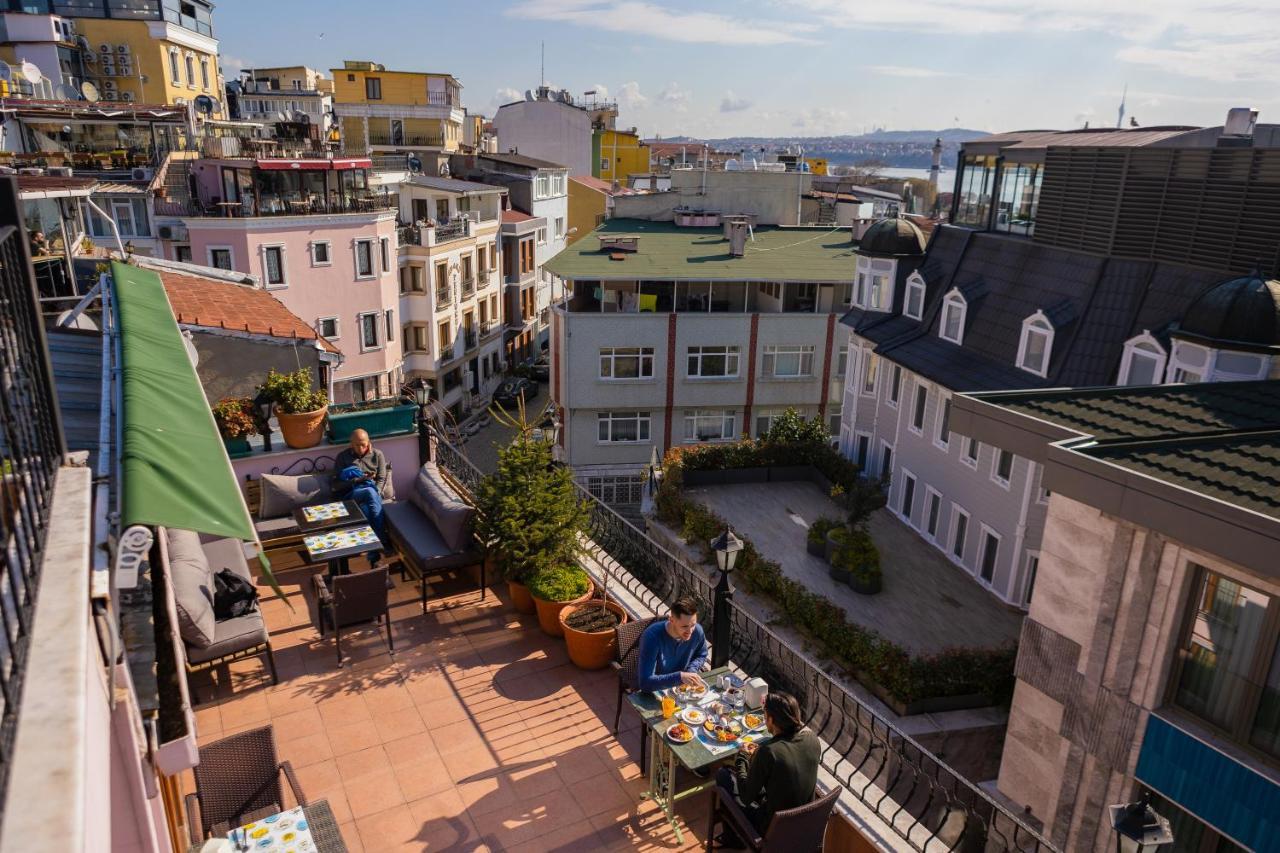 Agora Hostel Истанбул Екстериор снимка