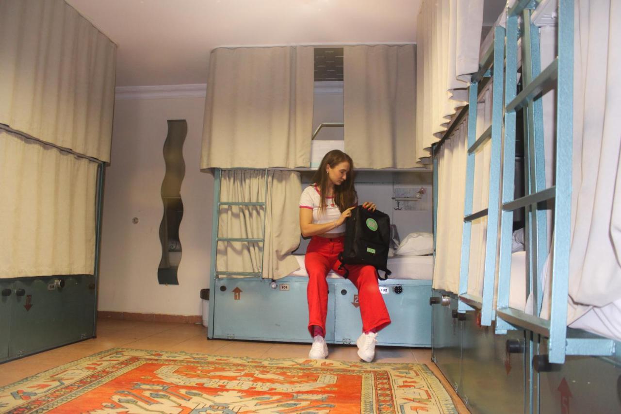 Agora Hostel Истанбул Екстериор снимка