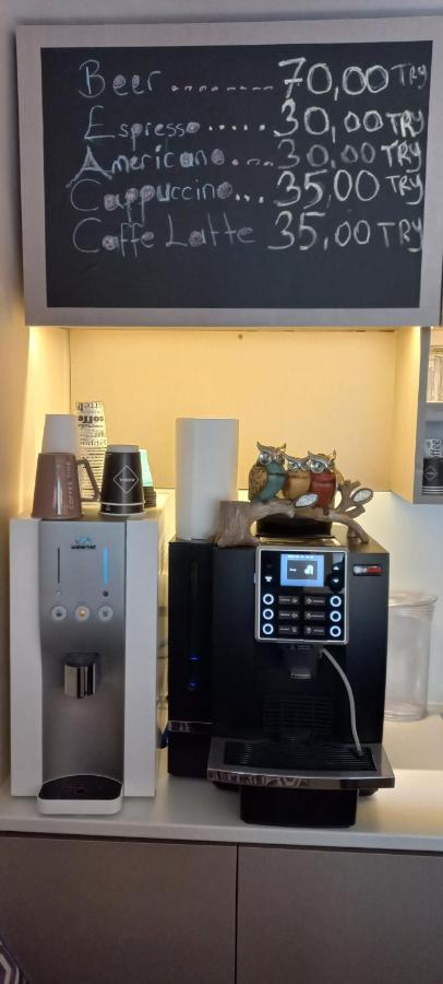 Agora Hostel Истанбул Екстериор снимка